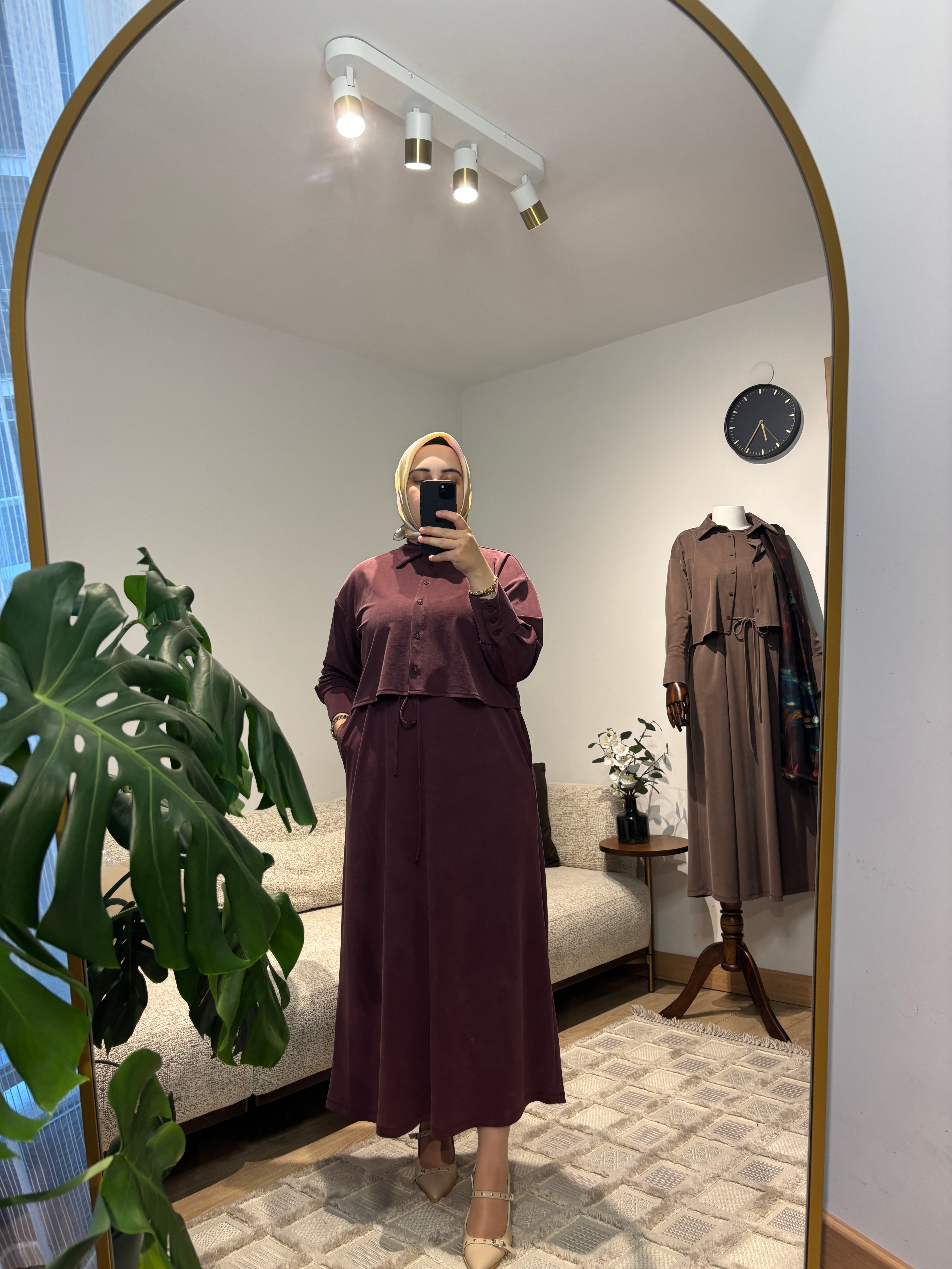 Selected Variant Image